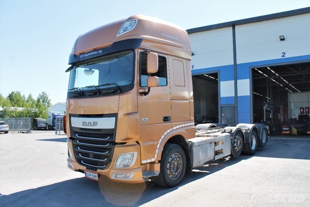 DAF XF510 FAK Camiões de chassis e cabine