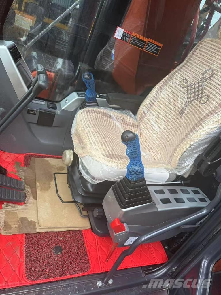 Doosan DX 225 Escavadoras de rastos