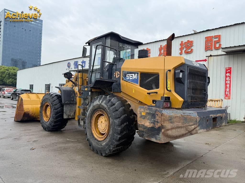 SEM 655F Pás carregadoras de rodas
