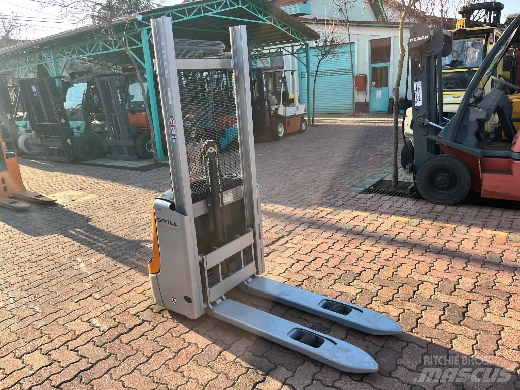 Still EXV 10 V-4103 Empilhador para operador externo