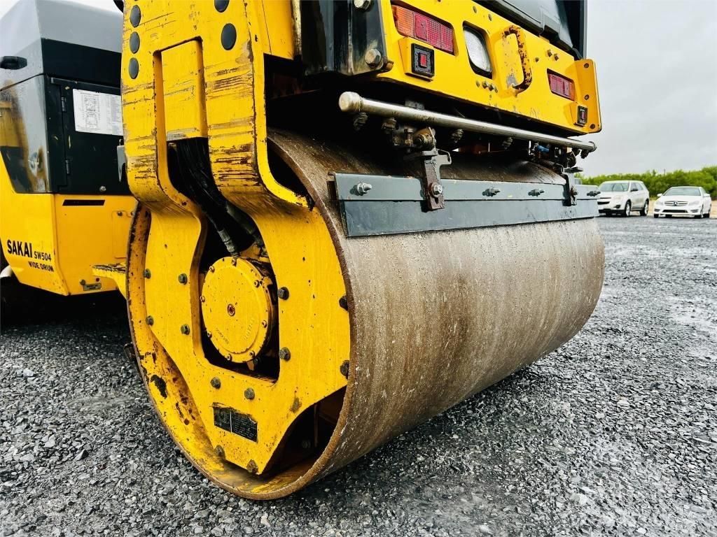 Sakai SW 504 Cilindros Compactadores monocilíndricos