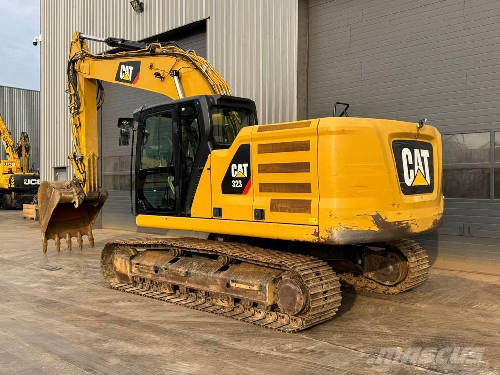 CAT 323 07A Escavadoras de rastos