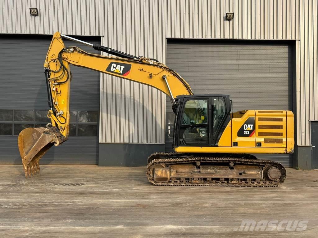 CAT 323 07A Escavadoras de rastos