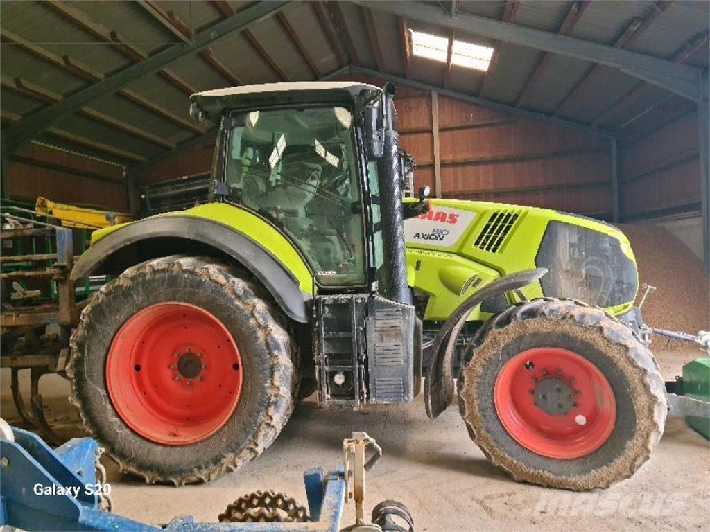 CLAAS Axion 810 Tratores Agrícolas usados