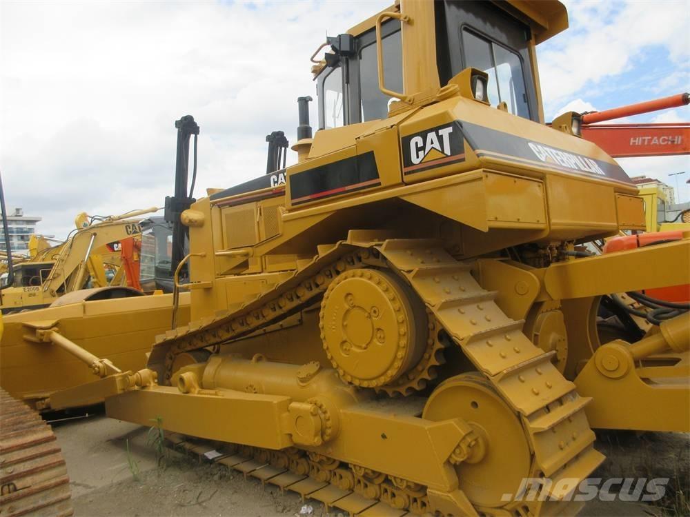 CAT D 8 N Dozers - Tratores rastos