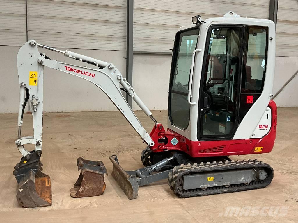 Takeuchi TB 216 Mini Escavadoras <7t