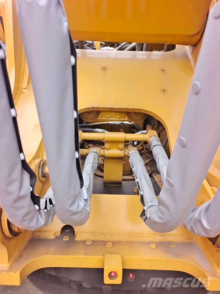 CAT 323 GC Escavadoras de rastos