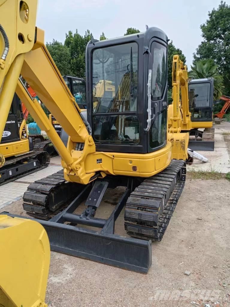 Komatsu PC 30 Mini Escavadoras <7t