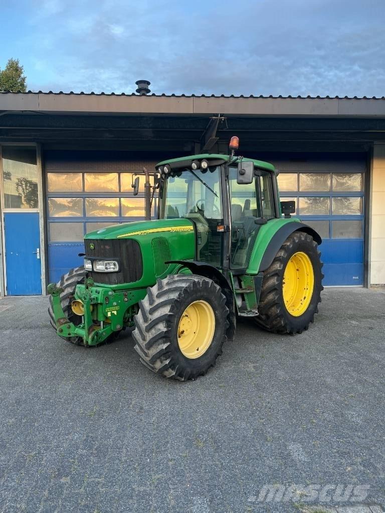 John Deere 6220 Tratores Agrícolas usados