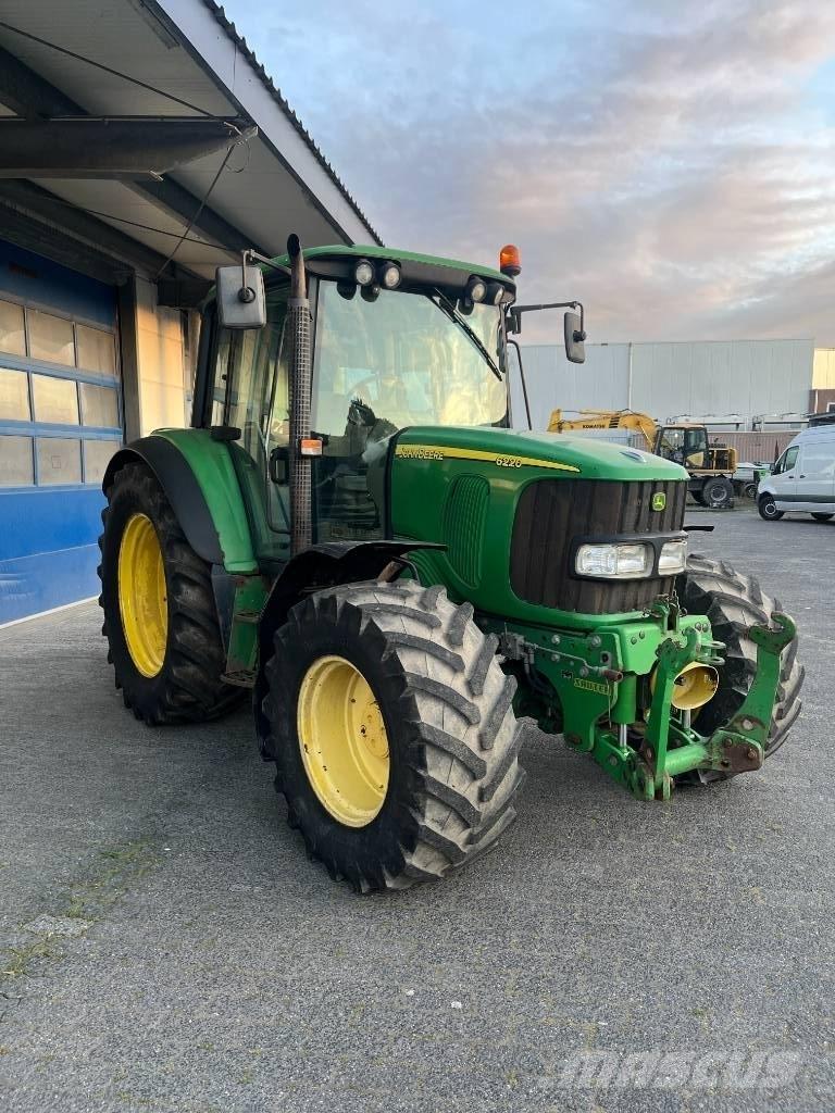 John Deere 6220 Tratores Agrícolas usados