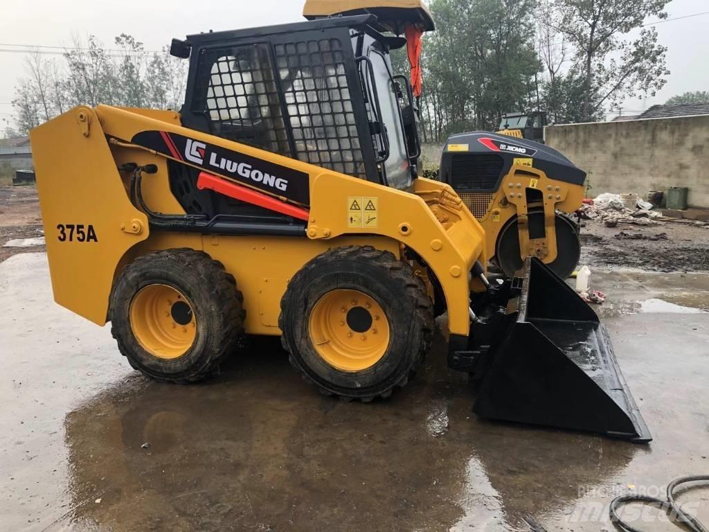 LiuGong 375 B Carregadoras de direcção deslizante