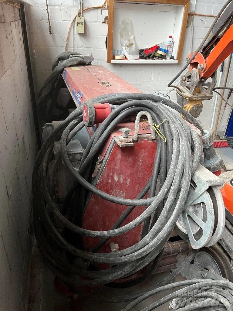 Hilti DSW 3018 E Serras para Betão e Pedra