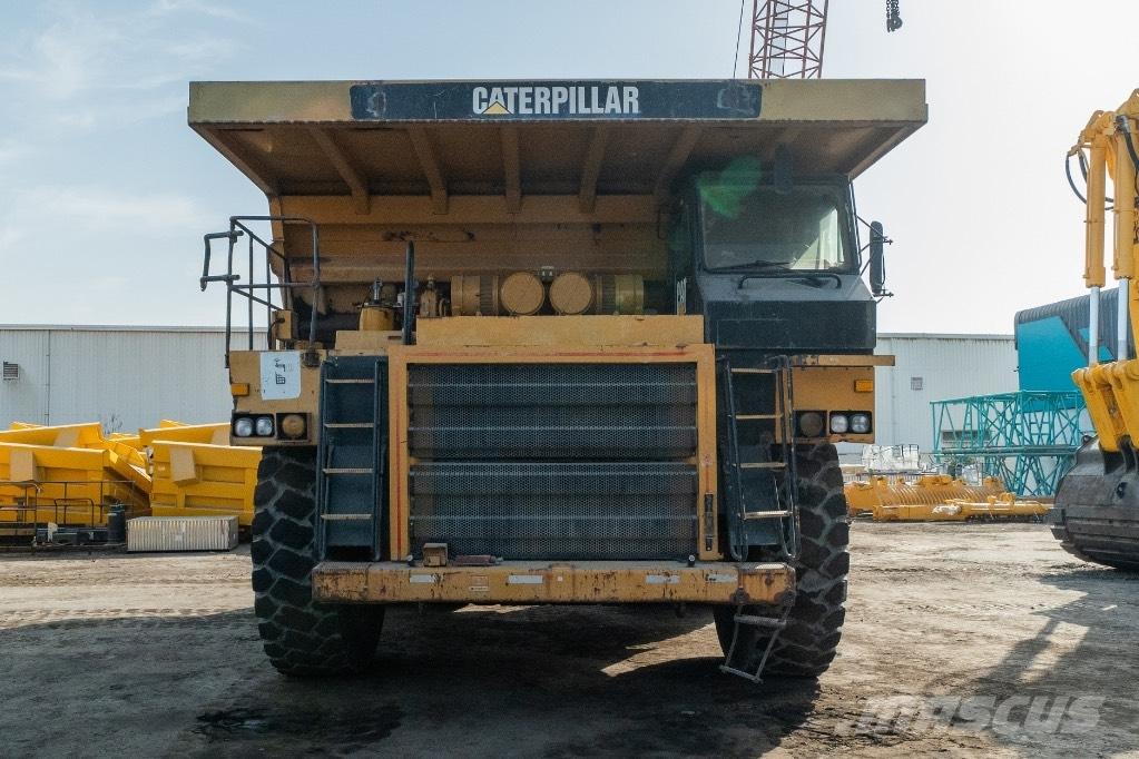 CAT 777 D Camiőes dumper basculantes rígidos