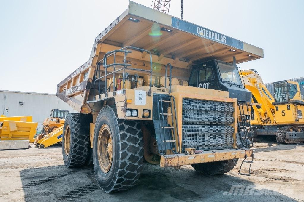 CAT 777 D Camiőes dumper basculantes rígidos