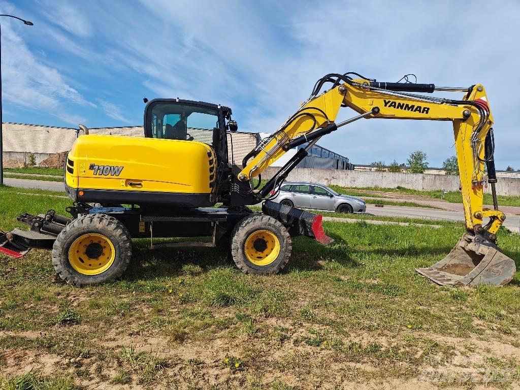 Yanmar B110W Escavadoras de rodas