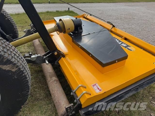 McConnel SM220 Gadanheiras