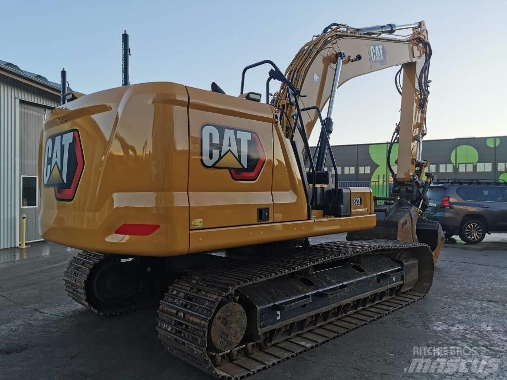 CAT 323 Escavadoras de rastos