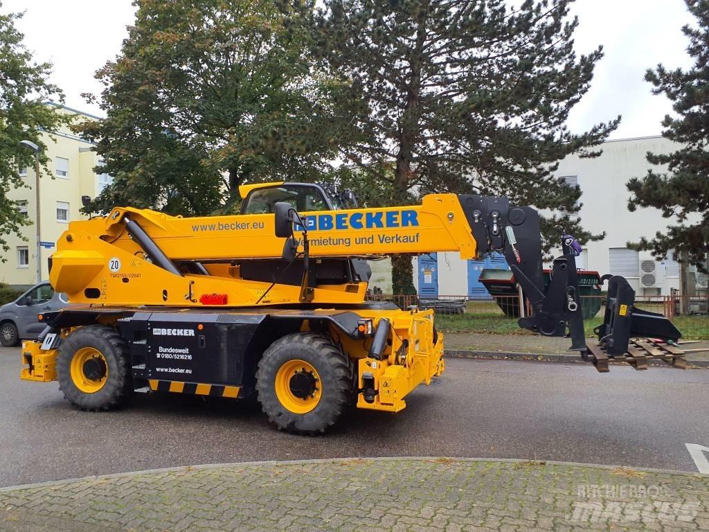 JCB 555P210R (02681) Manipuladores telescópicos