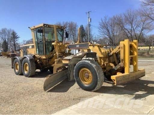 CAT 140 H Motoniveladoras
