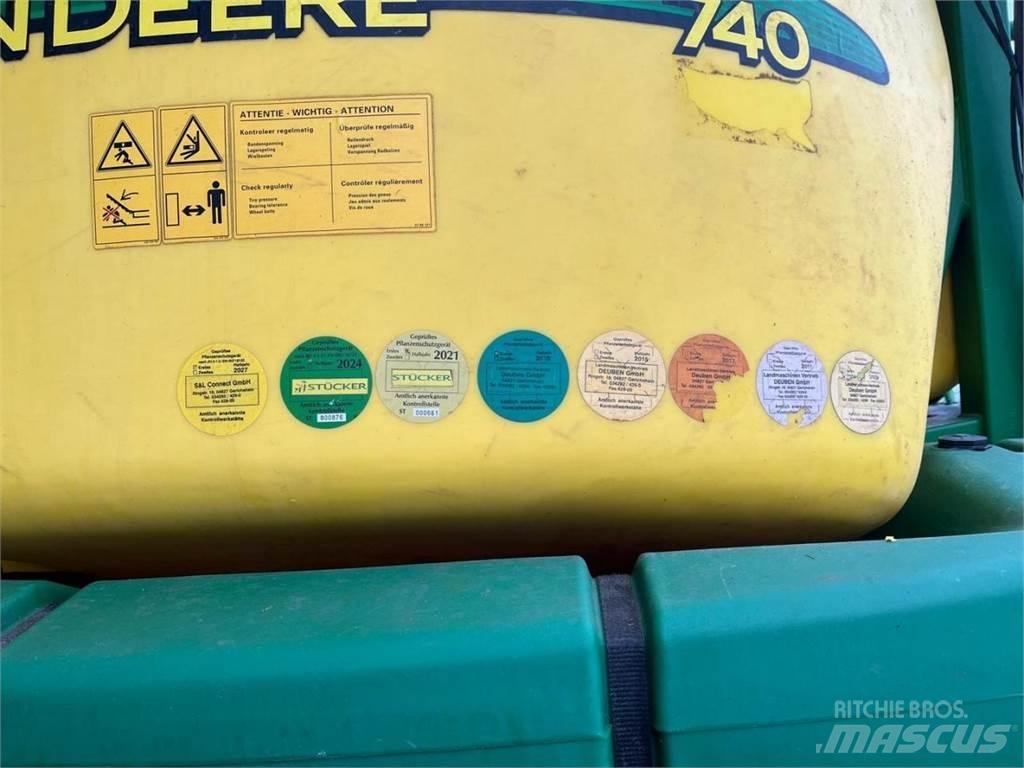 John Deere 740 Pulverizadores rebocados