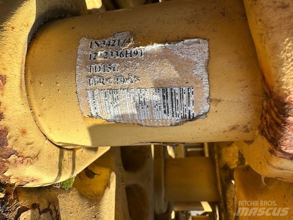 CAT TD15E Rastos, correntes e material rodante