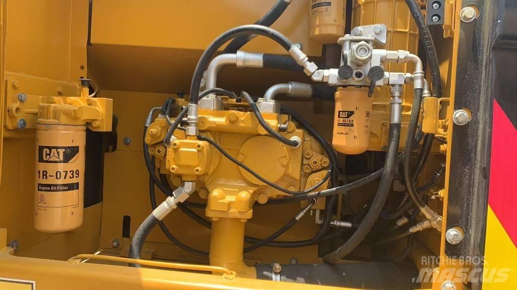 CAT 323 D Escavadoras de rastos