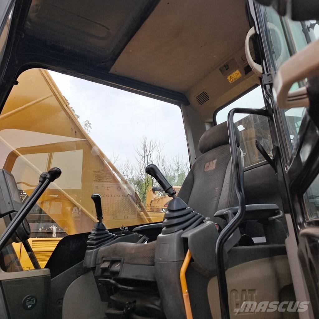 CAT 320 D Escavadoras de rastos