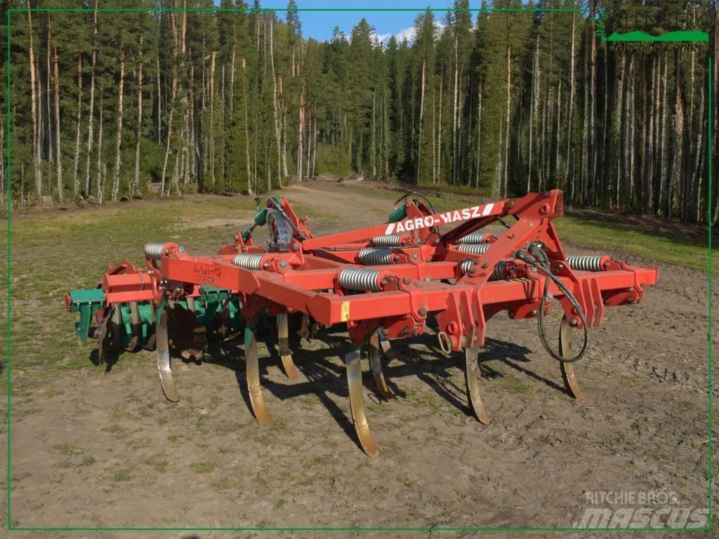Agromasz Runner 30 Charruas convencionais