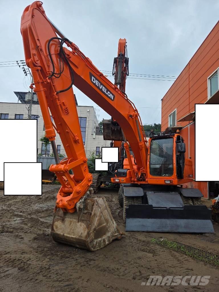Doosan DX 210 W Escavadoras de rodas