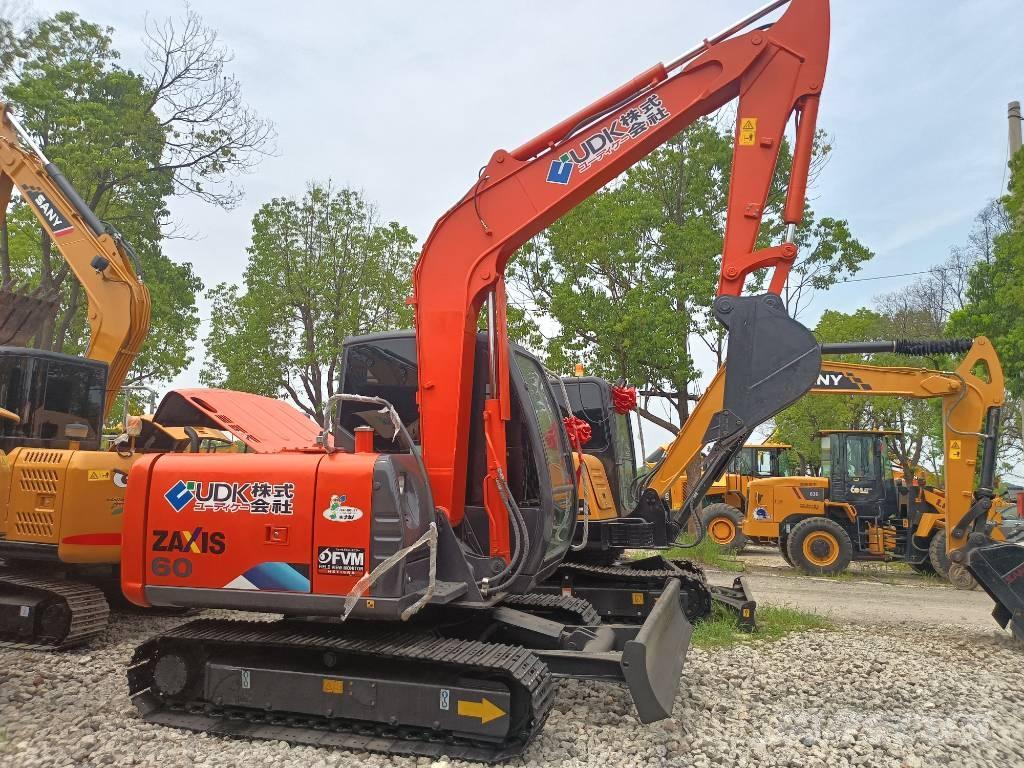 Hitachi ZX 60 Mini Escavadoras <7t