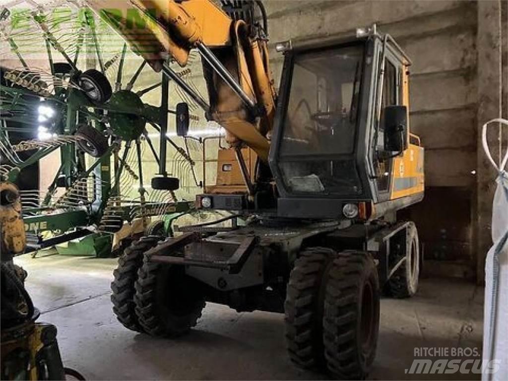 JCB js 130 w Escavadoras de rodas
