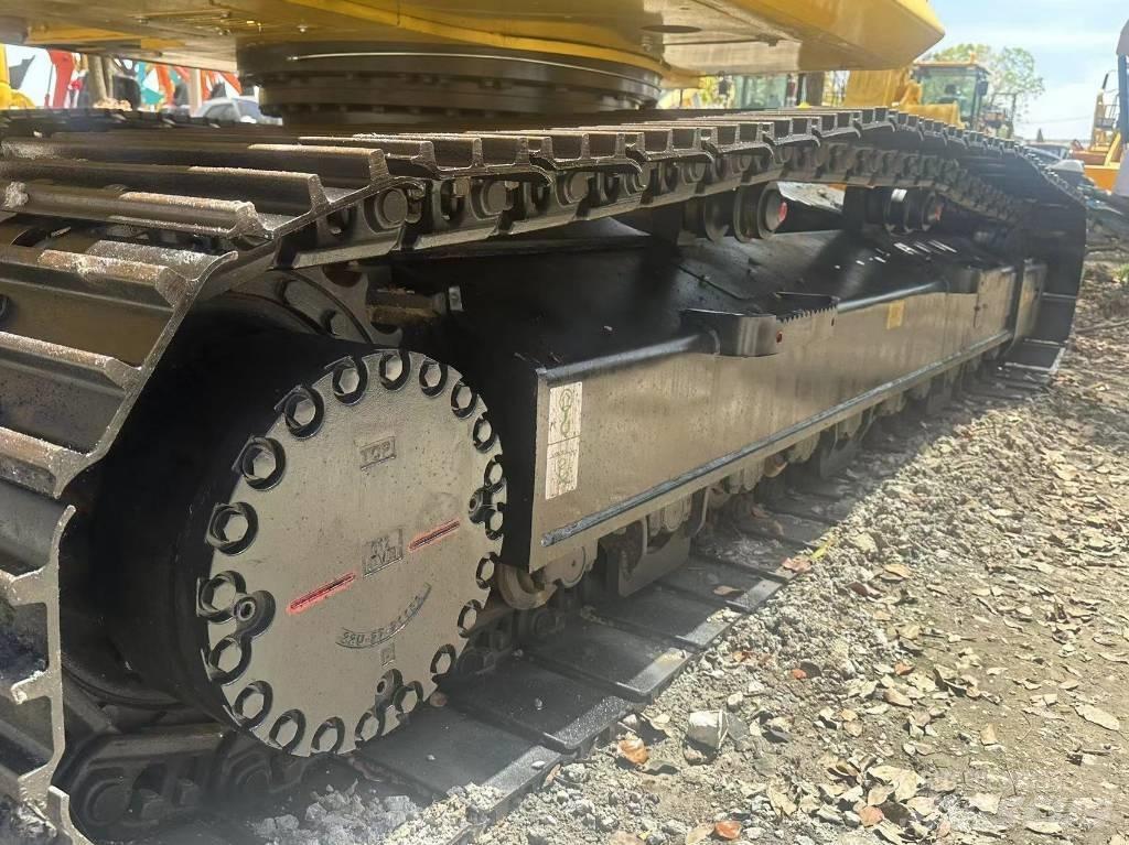Komatsu PC 240 LC-8 Escavadoras de rastos