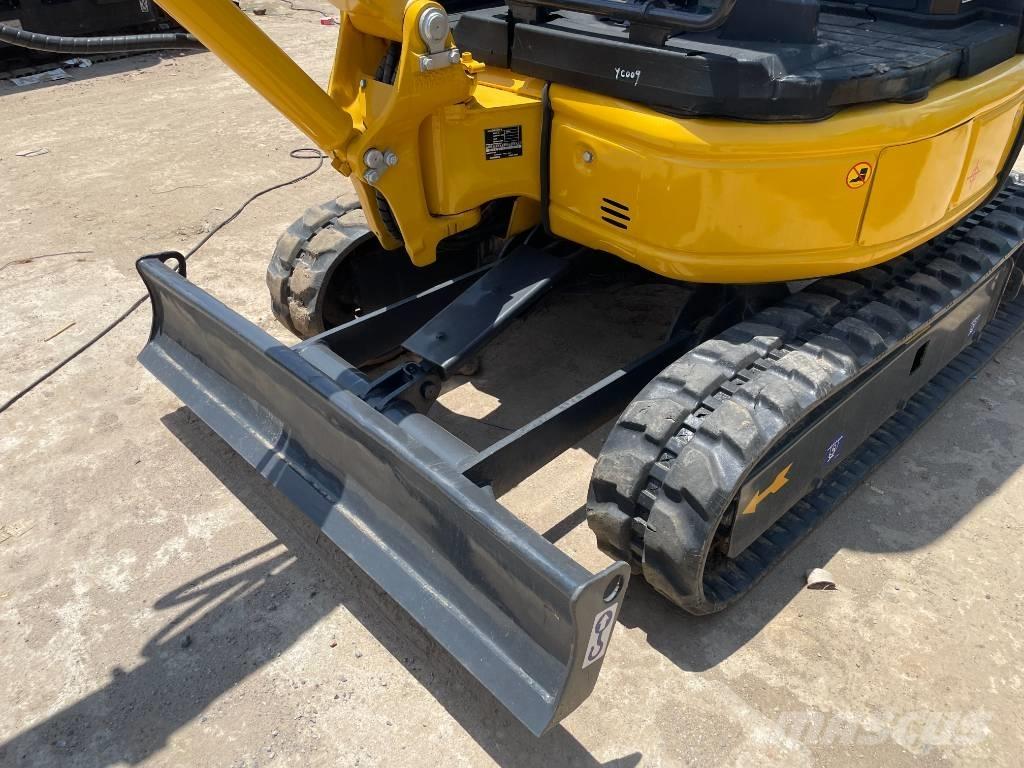 Komatsu PC 20 MR Mini Escavadoras <7t