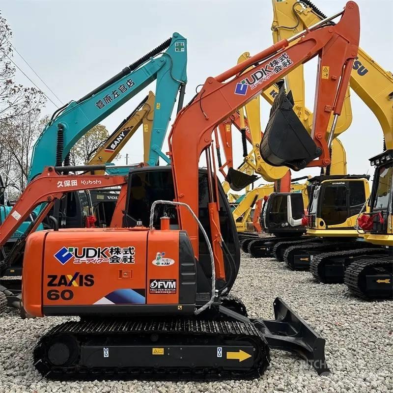 Hitachi ZX 60 Mini Escavadoras <7t