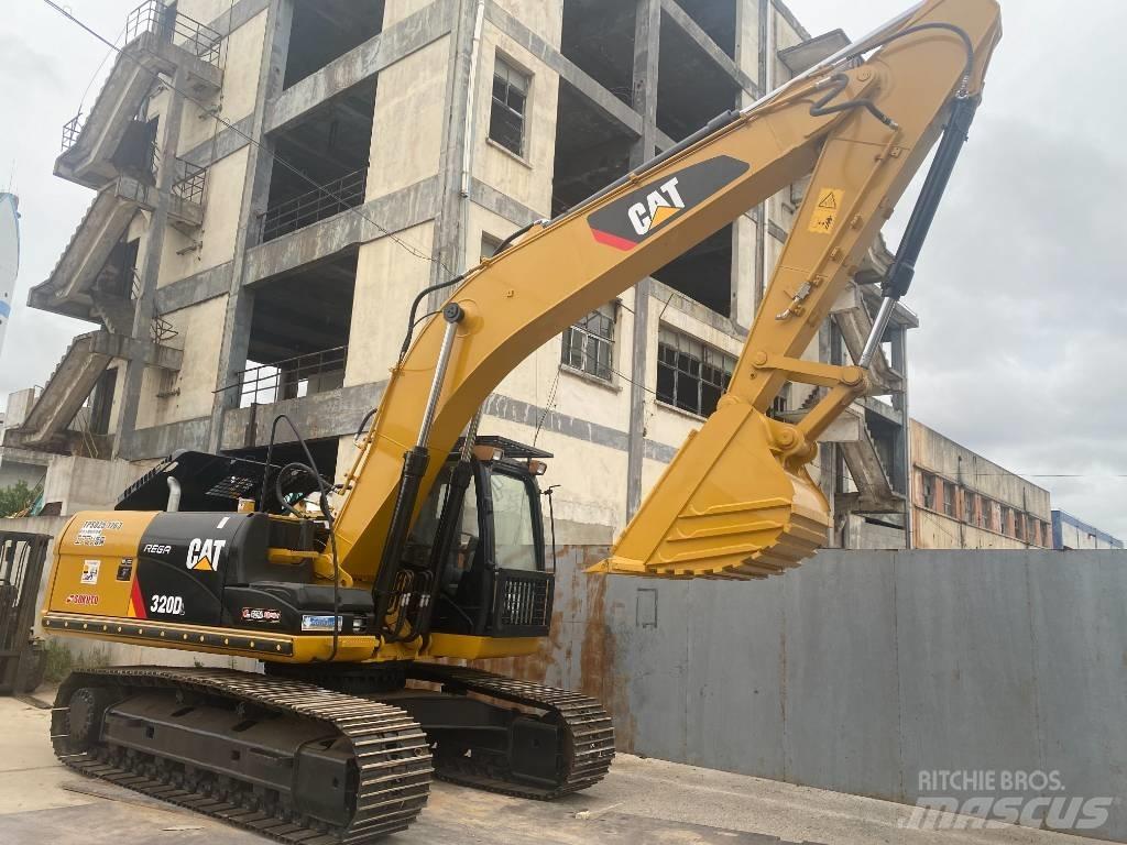 CAT 320 D Escavadoras de rastos
