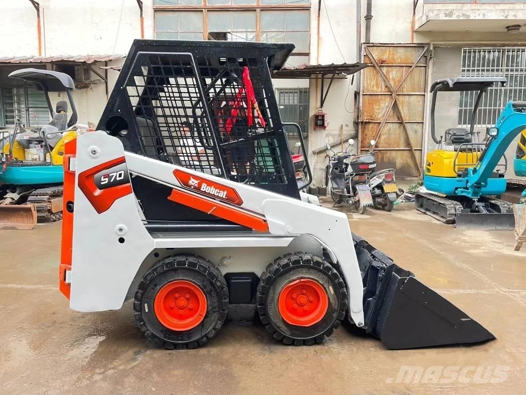 Bobcat S70 Carregadoras de direcção deslizante