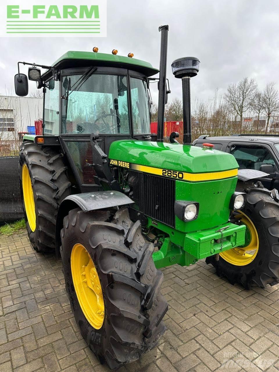 John Deere 2850 Tratores Agrícolas usados