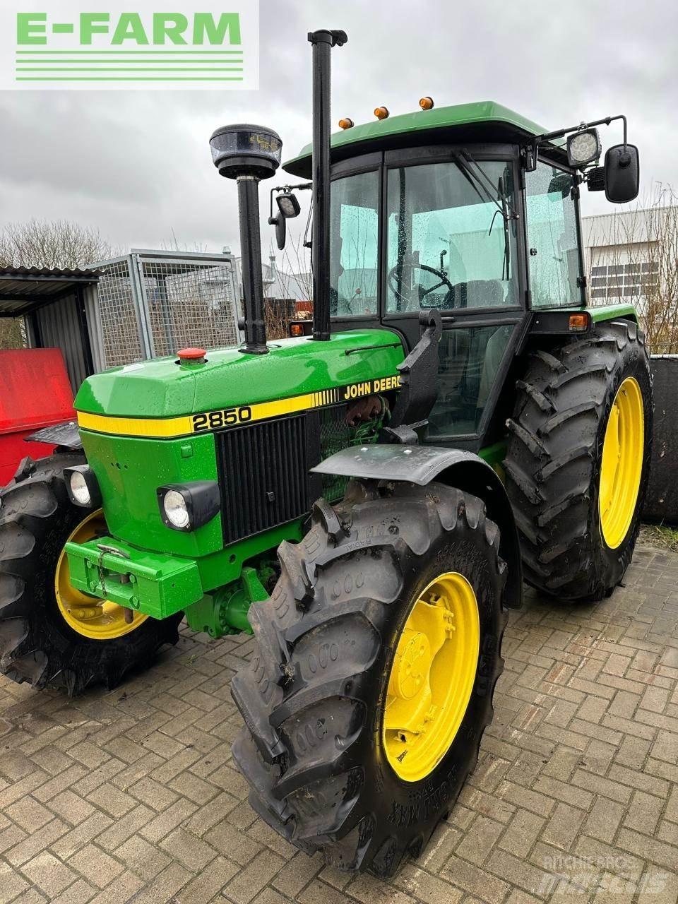 John Deere 2850 Tratores Agrícolas usados