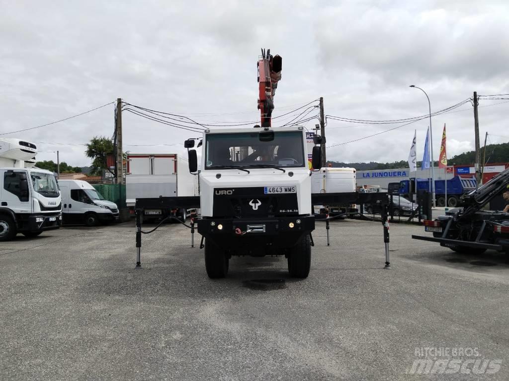  UROVESA K6-26 16 Camiões grua