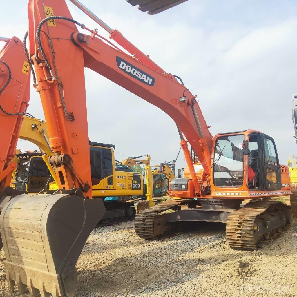 Doosan DX260LC Escavadoras de rastos
