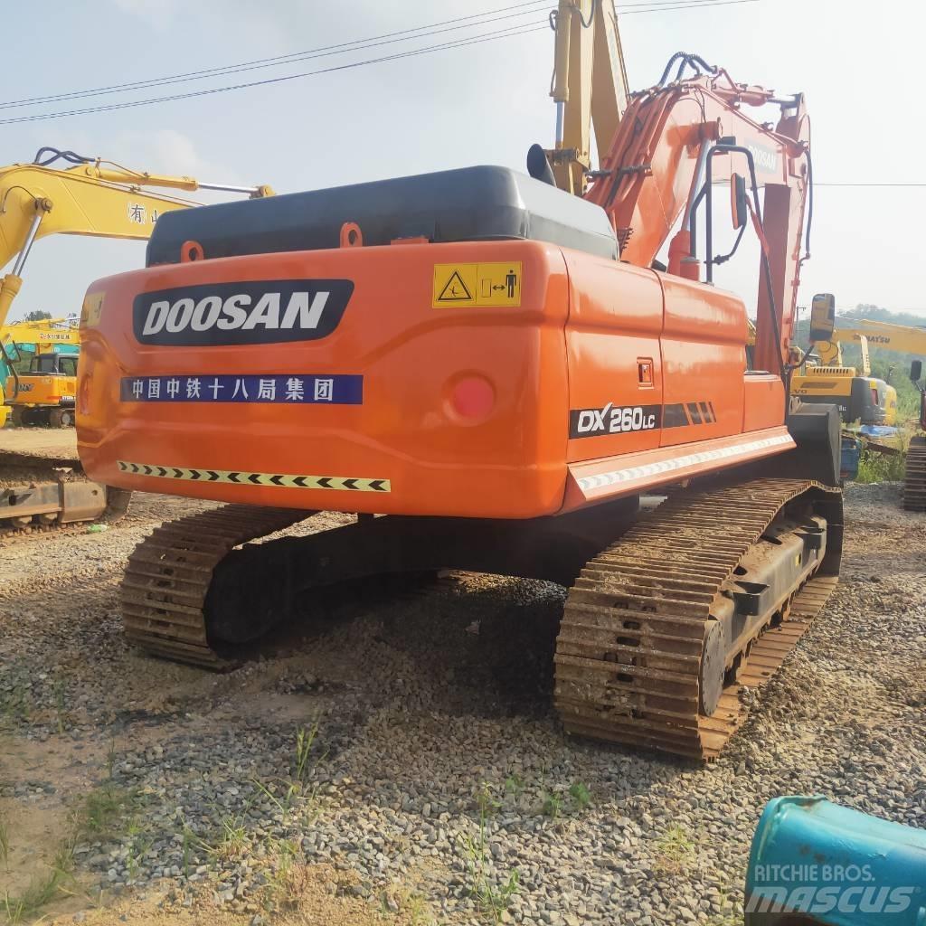 Doosan DX260LC Escavadoras de rastos