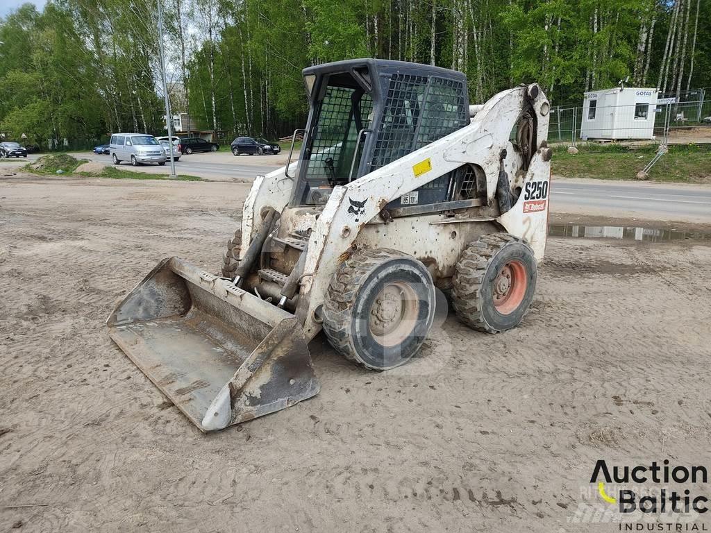 Bobcat S 250 Carregadoras de direcção deslizante