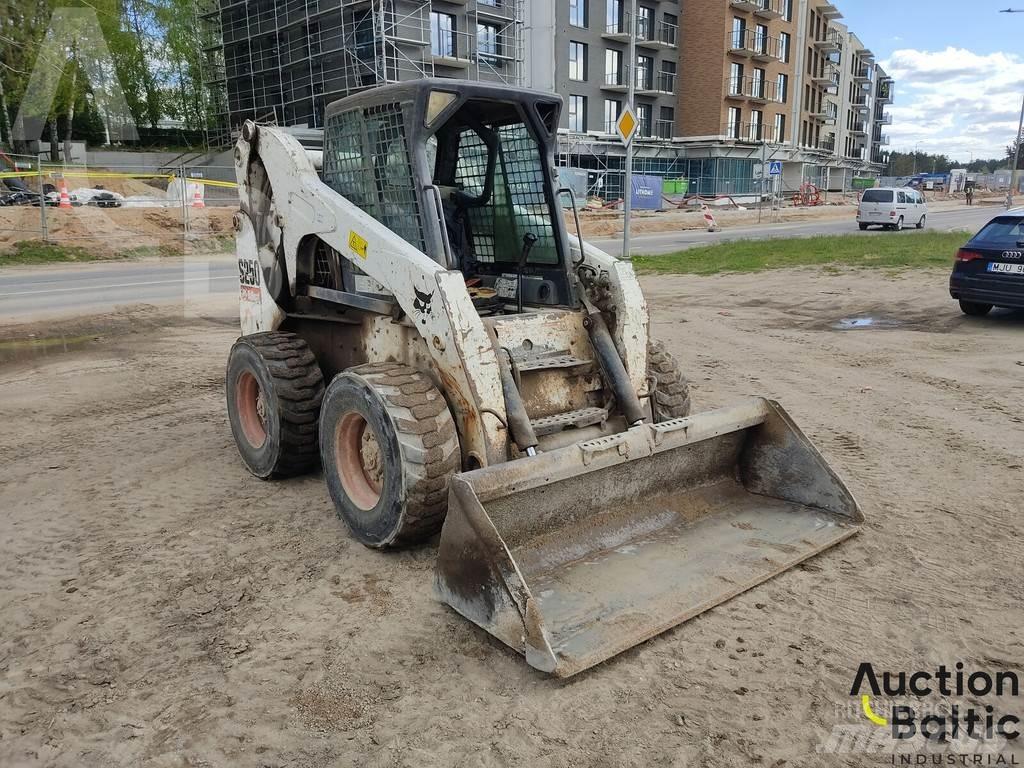 Bobcat S 250 Carregadoras de direcção deslizante