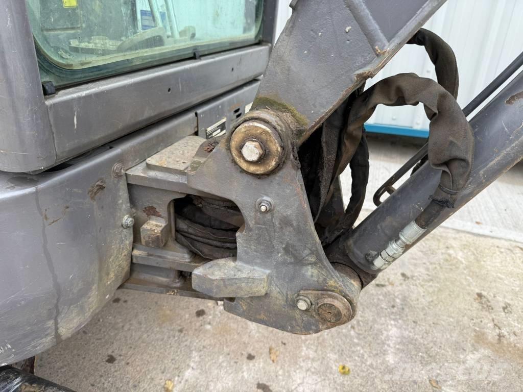 Volvo ECR 25 D Mini Escavadoras <7t