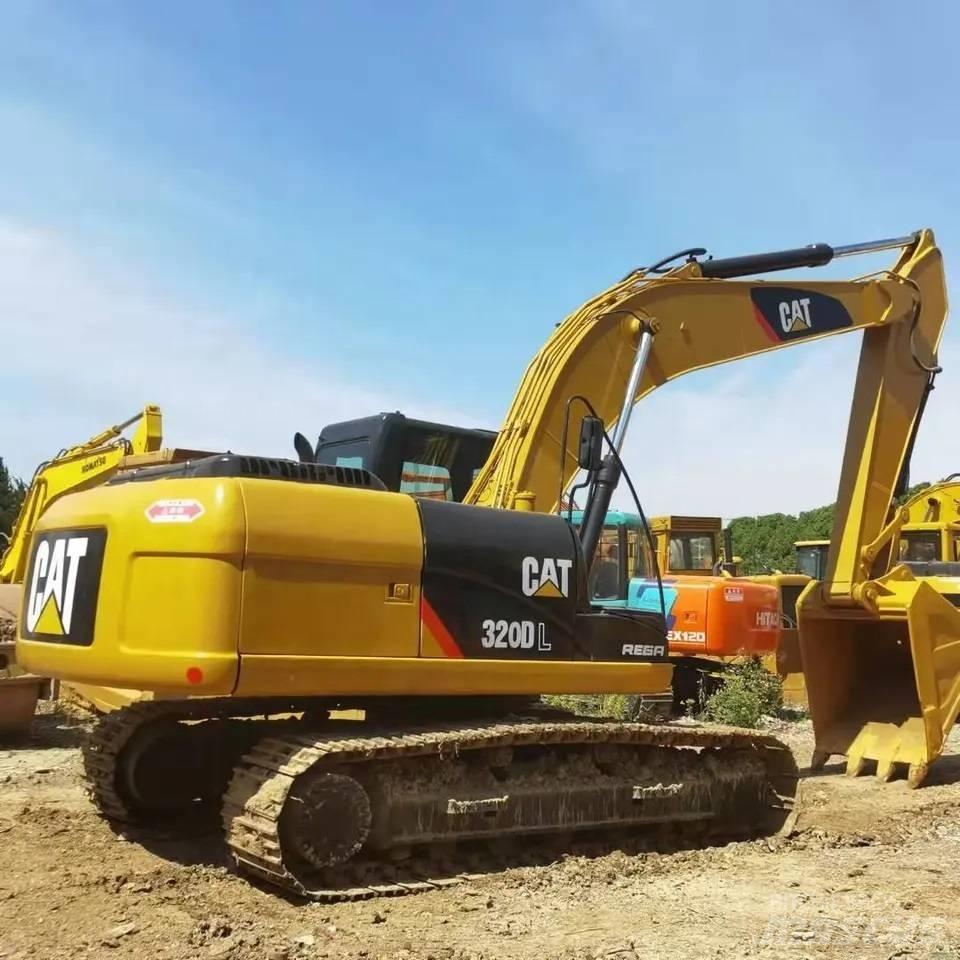 CAT 320 D L Escavadoras Midi 7t - 12t