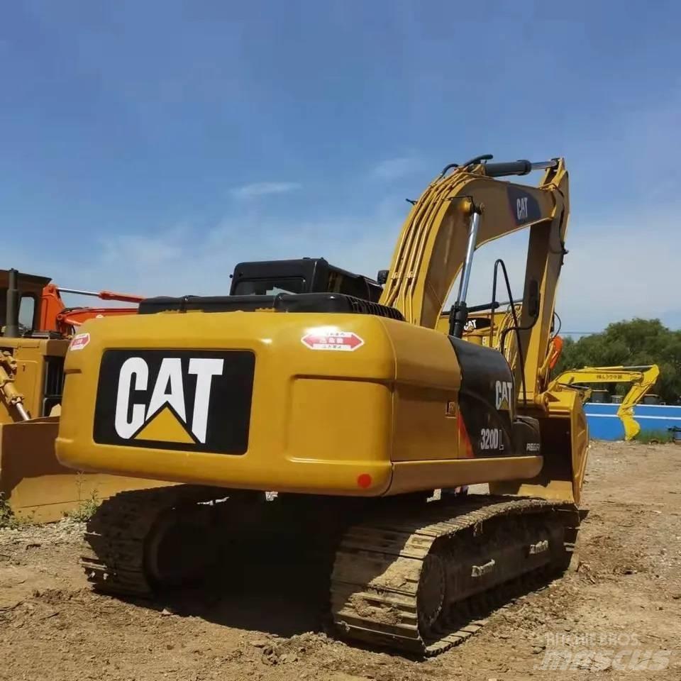 CAT 320 D L Escavadoras Midi 7t - 12t