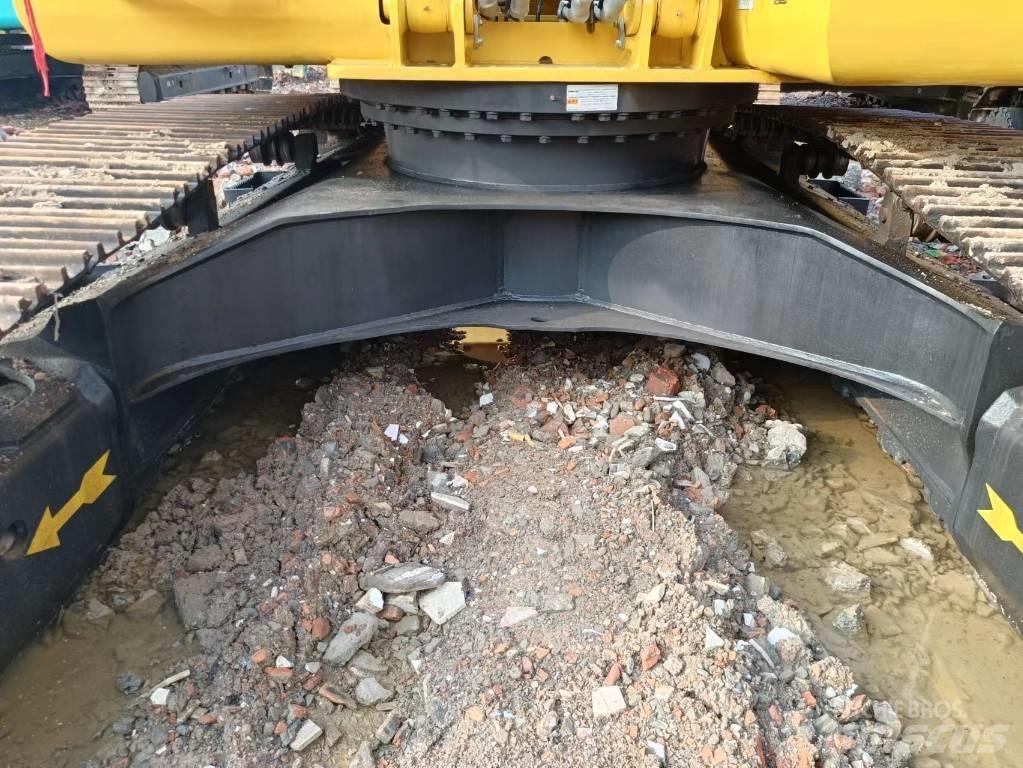Komatsu PC 200-8 Escavadoras de rastos
