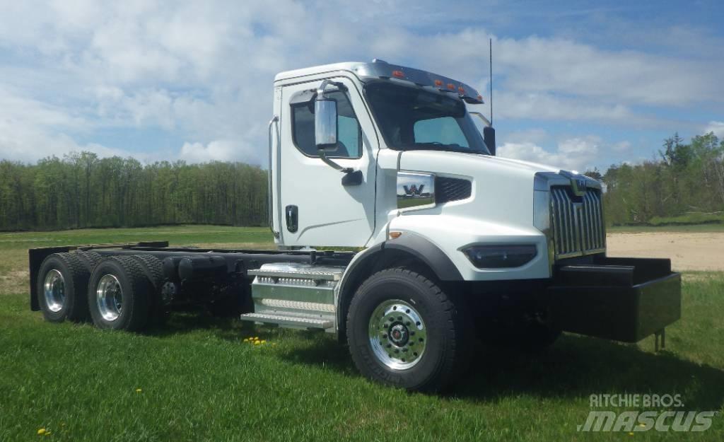 Western Star 47 X Camiões de chassis e cabine