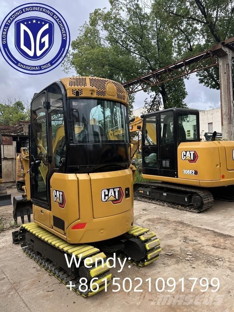 CAT 302 Mini Escavadoras <7t