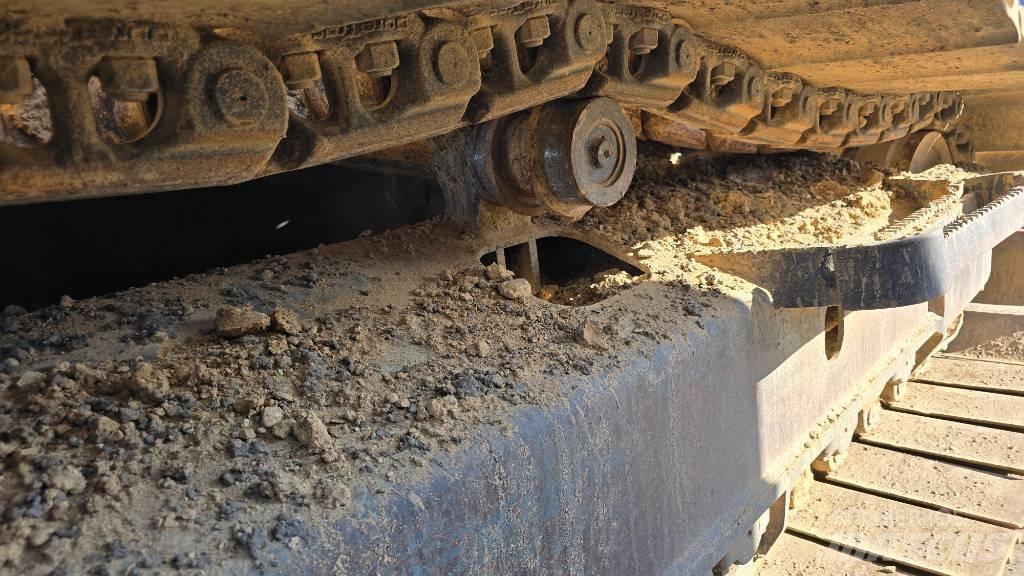 Komatsu PC 210 LC-8K Escavadoras de rastos